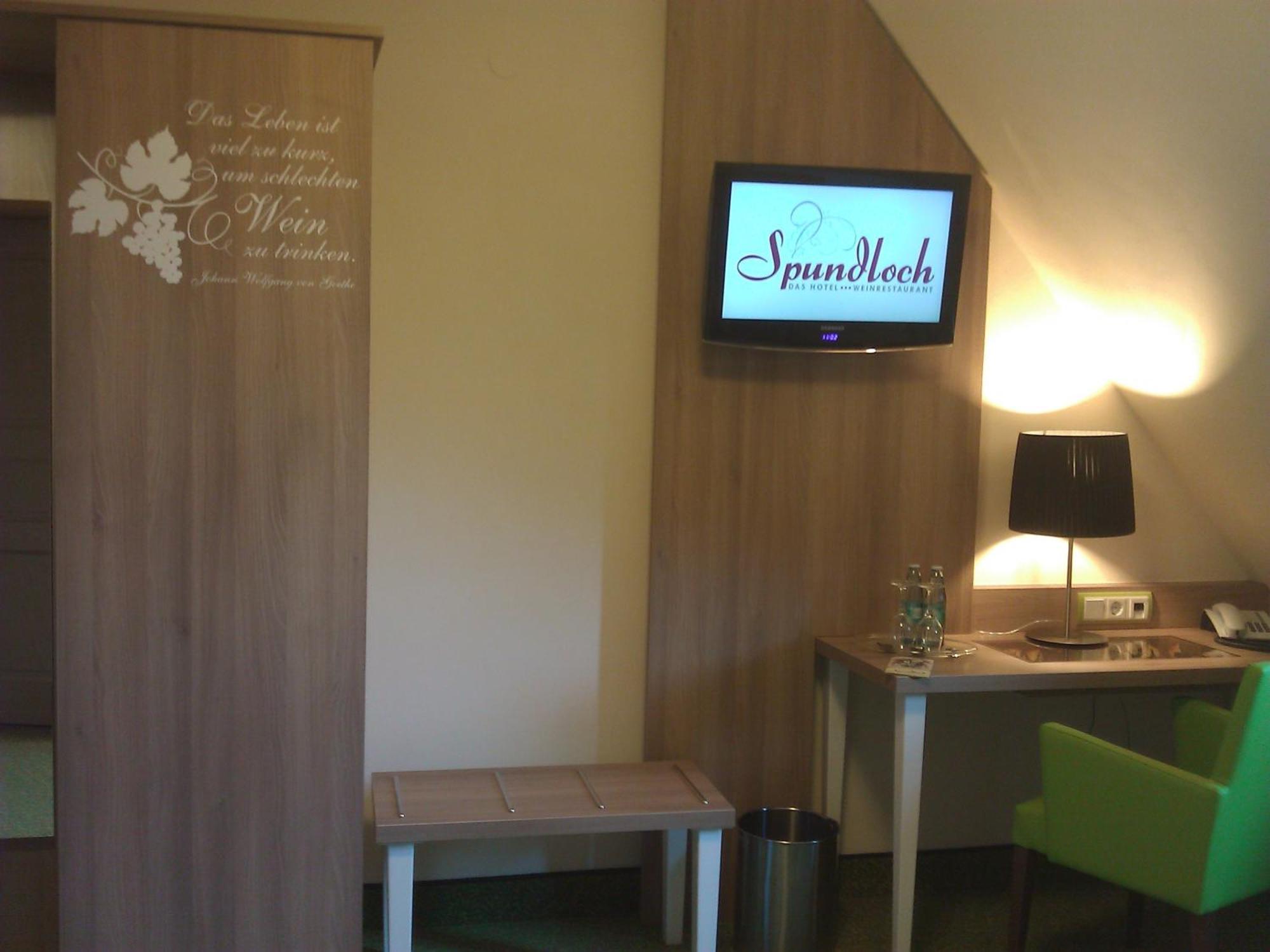 Spundloch- Das Hotel & Weinrestaurant 파이츠획하임 외부 사진